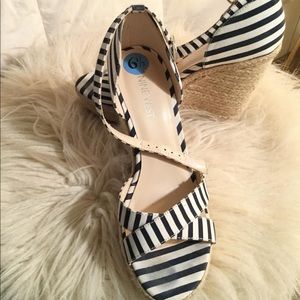 Nine West navy & white stripe espadrilles